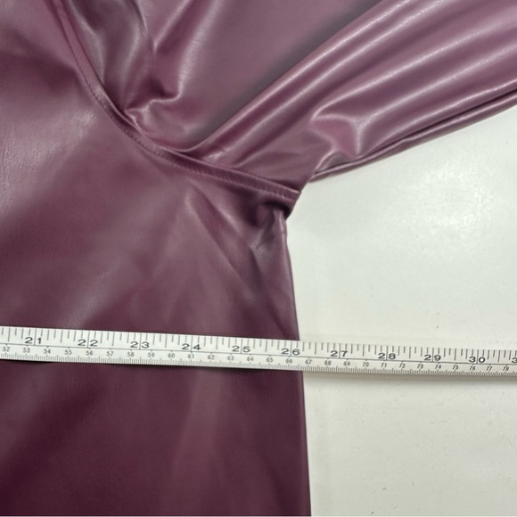 HUE Women's Burgundy Button-Down Shirt - Picture 7 of 9